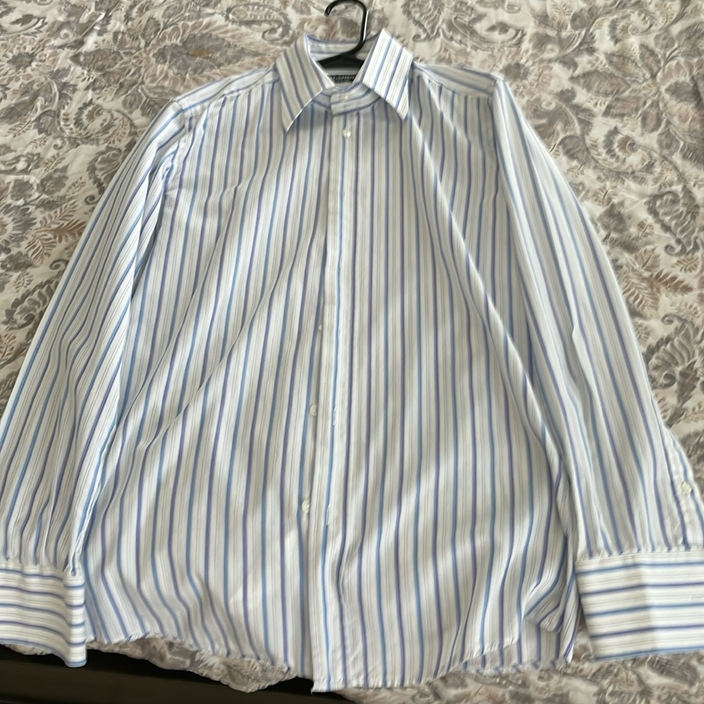 Beautiful stripes dolce and g button shirt very slim size 40  153/4